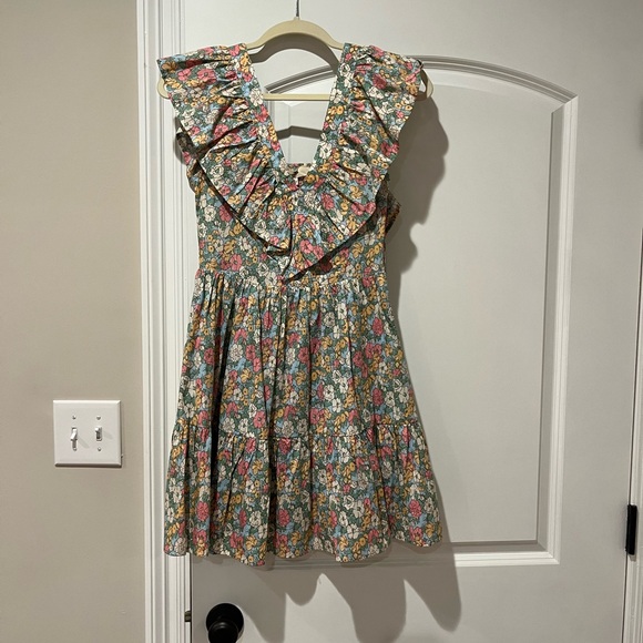 Dress - Picture 1 of 2